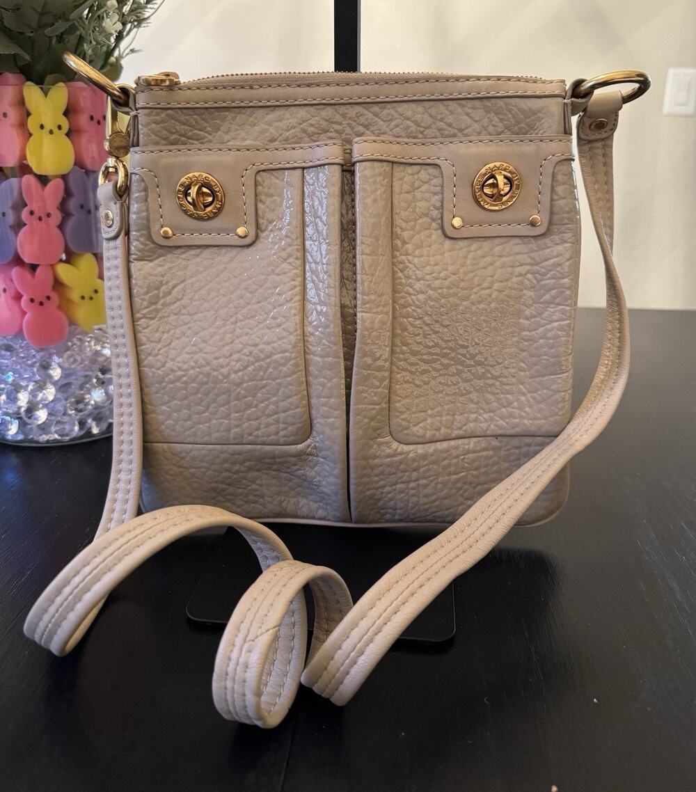 MARC by Marc Jacobs Percy Totally Turnlock Crossbody Clutch Bag Taupe Leather